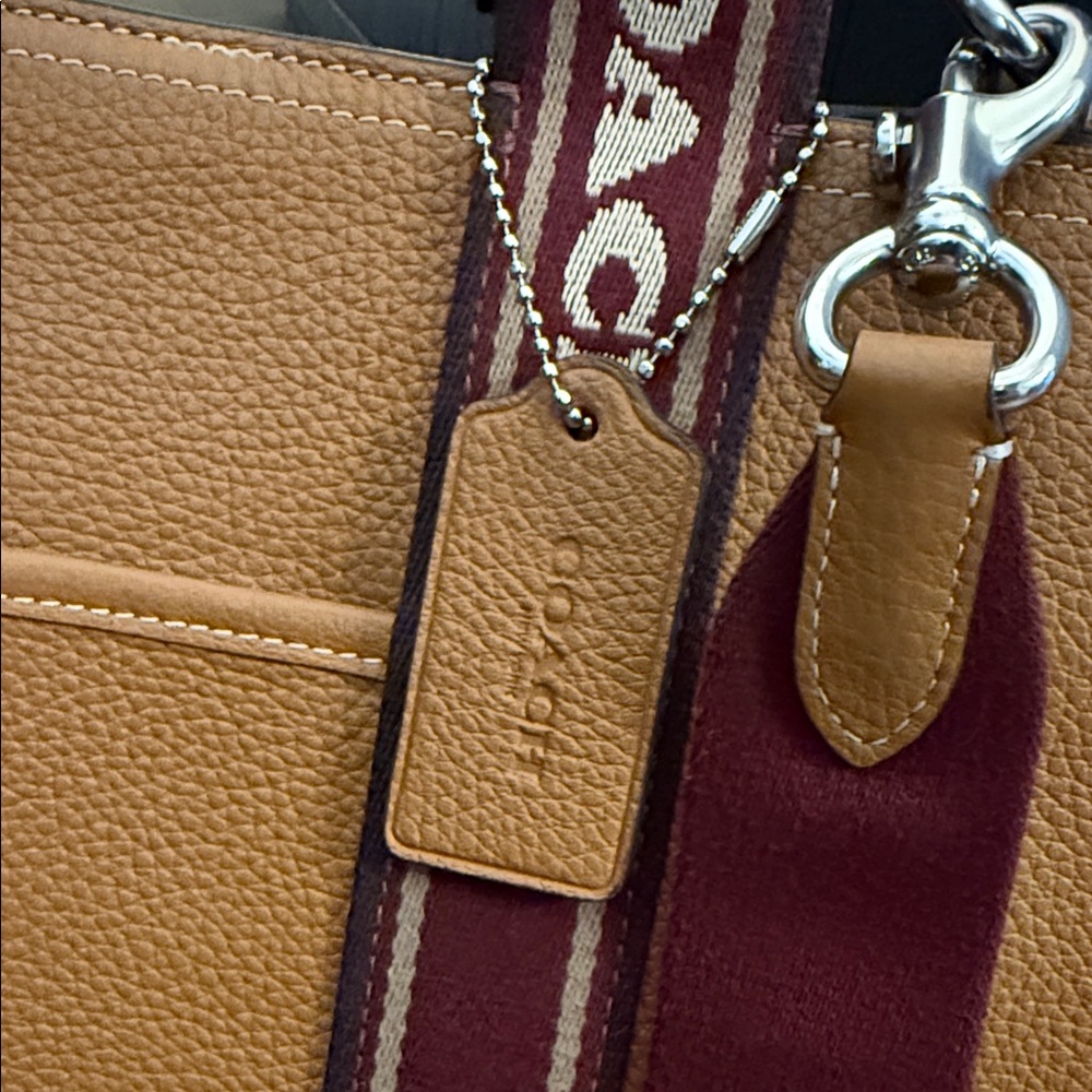 Coach Smith Leather Tote Bag with Burgundy Strap - Picture 2 of 9